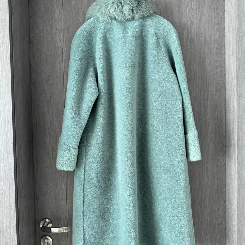 [BUNJANG] A&amp;D Mint Long Coat / A&amp;D 민트 퍼 컬러 롱 코트 판매합니다 퍼 탈부착안되요 66사이즈