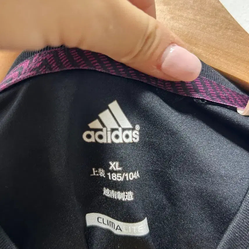 [SOLD OUT] 아디다스 블랙 반팔 티셔츠 XL