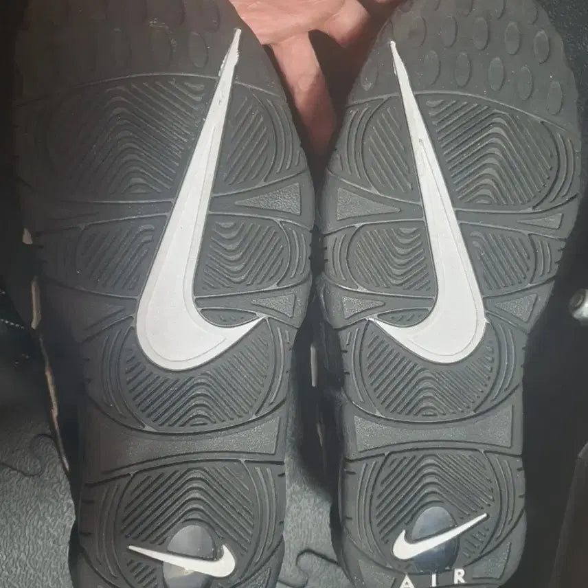 [BUNJANG] Nike Ambush Air More Uptempo Low Sneakers / 나이키X앰부쉬 업템포 로우 블랙 260 A급