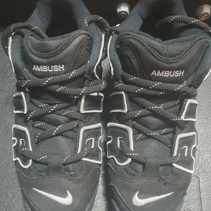 [BUNJANG] Nike Ambush Air More Uptempo Low Sneakers / 나이키X앰부쉬 업템포 로우 블랙 260 A급