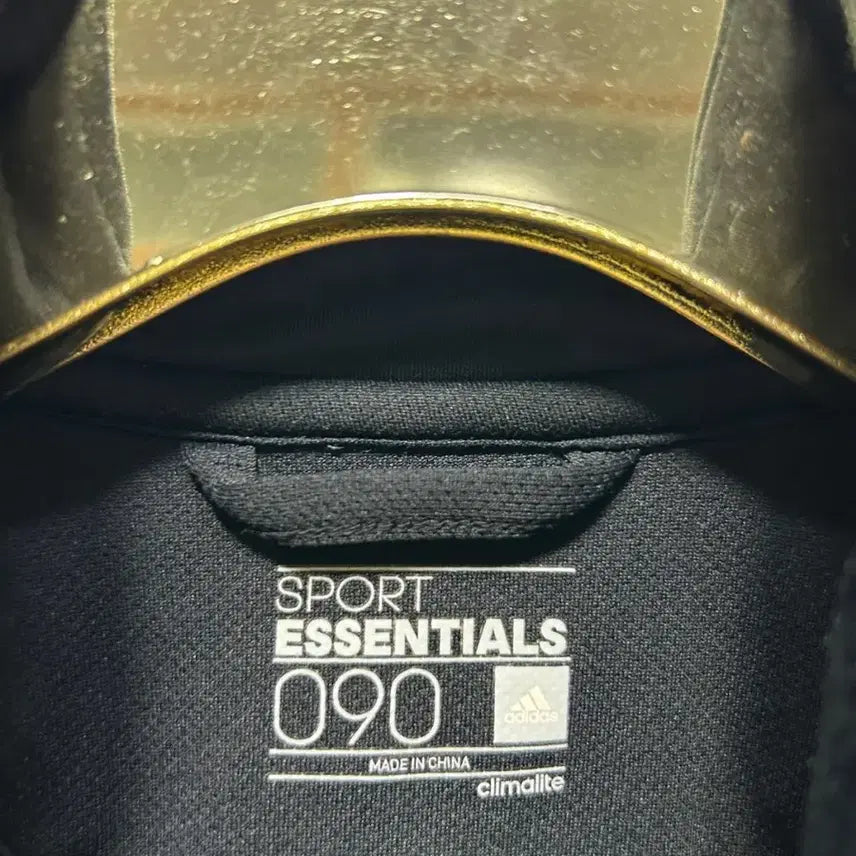 [BUNJANG] Adidas Black Training Zip-up Jacket (Size S) / 아디다스 블랙 트레이닝 집업 S