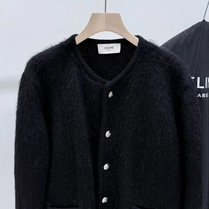 [BUNJANG] Celine Brushed Mohair Cardigan Black / [S+급/M] 24SS 셀린느 브러쉬드 모헤어 가디건 블랙