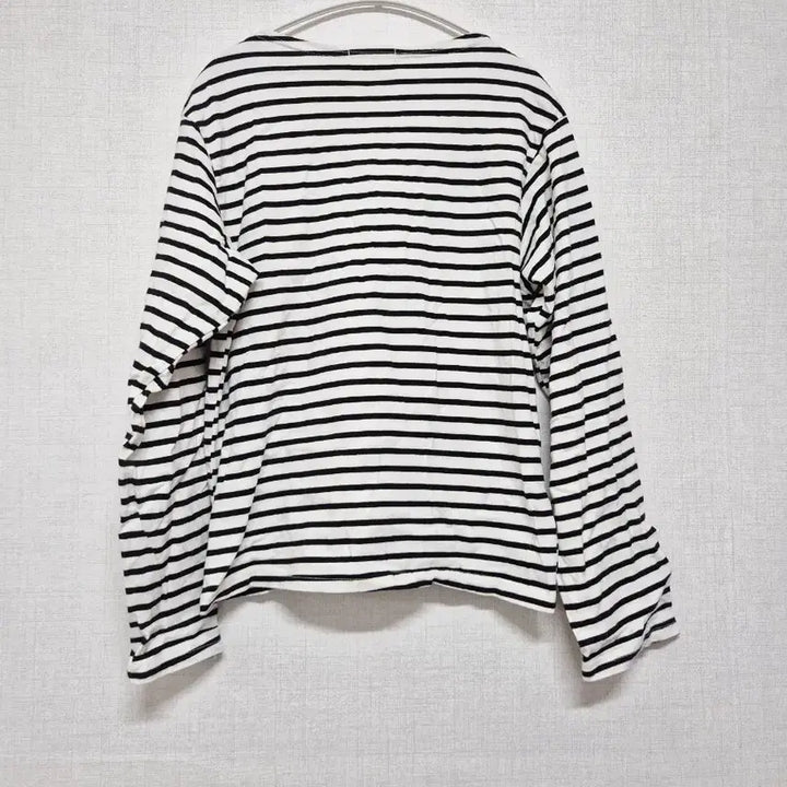 [SOLD OUT] 단가라 스트라이프 긴팔 티셔츠