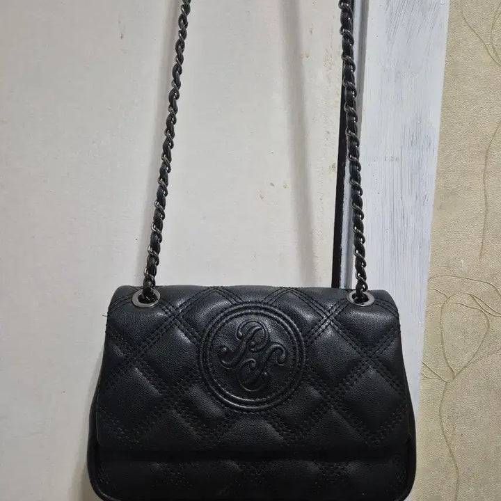 [BUNJANG] Pierre Cardin Quilting Chain Bag / 피에르가르뎅 퀼팅 체인백