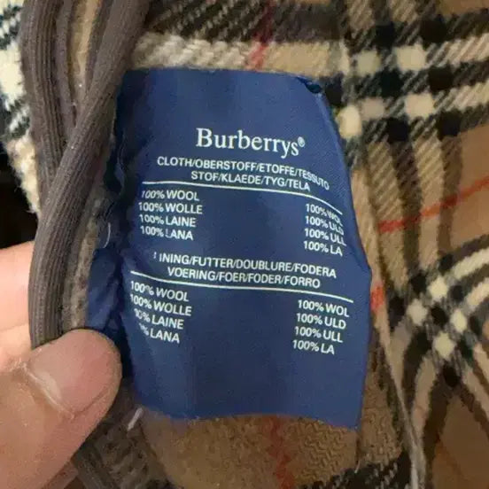 [BUNJANG] Burberry Check Pattern Duffle Coat / 택포) 버버리 체크패턴 더플 코트100