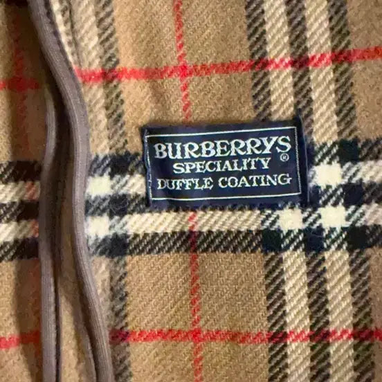 [BUNJANG] Burberry Check Pattern Duffle Coat / 택포) 버버리 체크패턴 더플 코트100