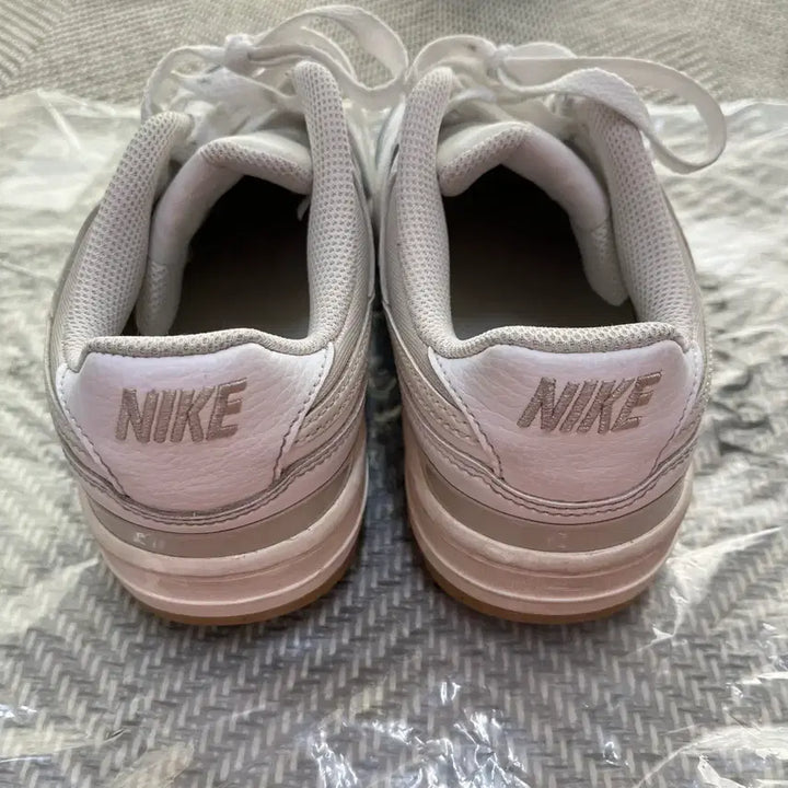 [BUNJANG] Nike Gamma Force Sneakers (Size 235) / 나이키 감마포스 운동화 235 사이즈