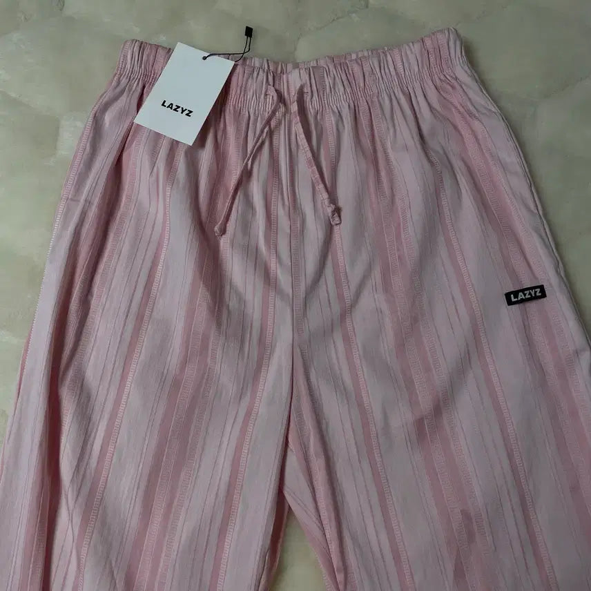 [BUNJANG] Le Sserafim Lounge Pants M / 레이지지 라운지 팬츠 M