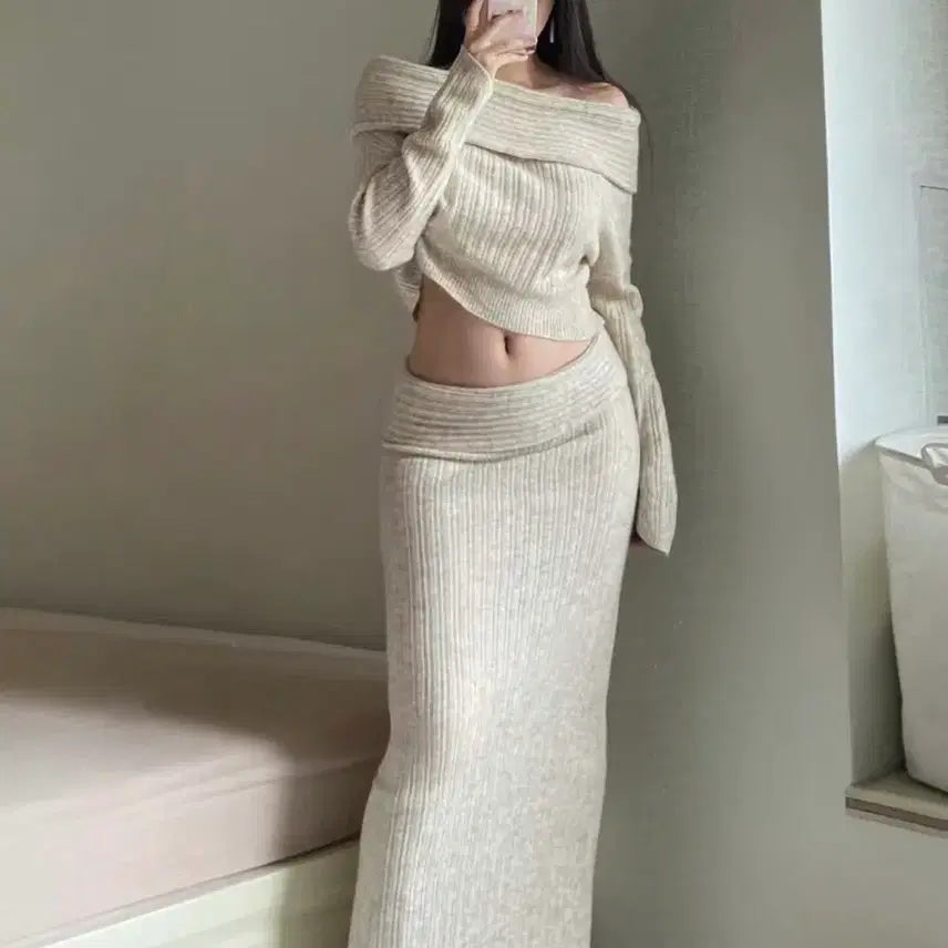 [BUNJANG] Yeori Fit Ivory Off-Shoulder Ribbed Knit Two-Piece Set / 여리핏 아이보리 오프숄더 골지 니트 투피스 세트 롱스커트 셋업 s m