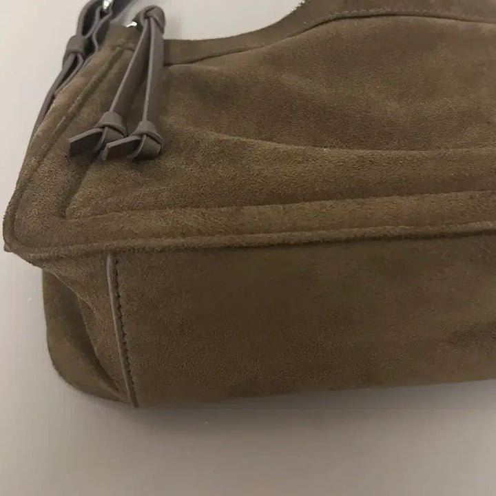 [SOLD OUT] H&amp;M 브라운 스웨이드 호보백