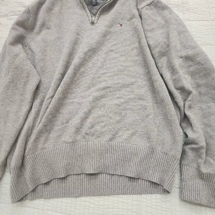 [BUNJANG] Tommy Hilfiger Half Neck Knit Gray / 타미힐피거 하프넥 니트 그레이