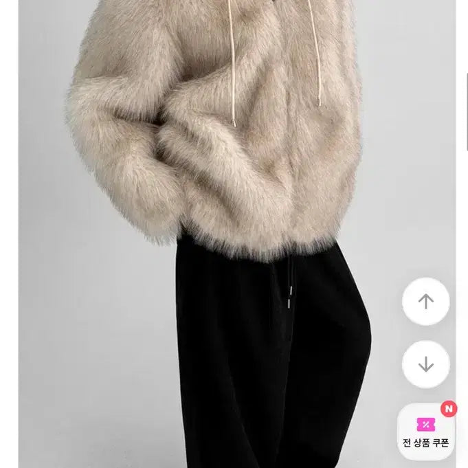 [BUNJANG] Black Up Olson Hood Fur Jacket / 블랙업,올슨 후드 퍼자켓 유튜버 우정착용