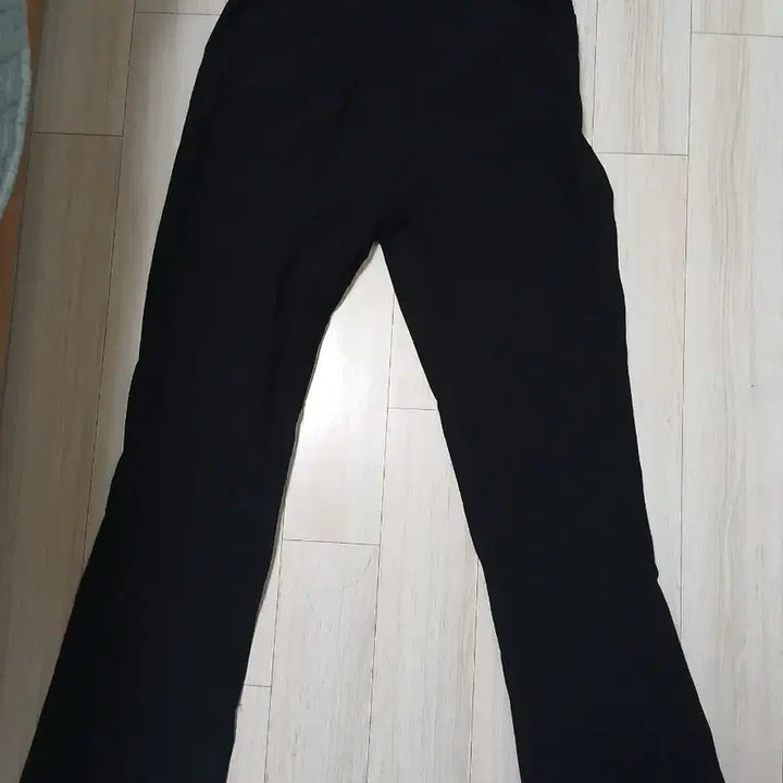 [BUNJANG] Black Bootcut Slacks / 블랙 부츠컷 슬랙스