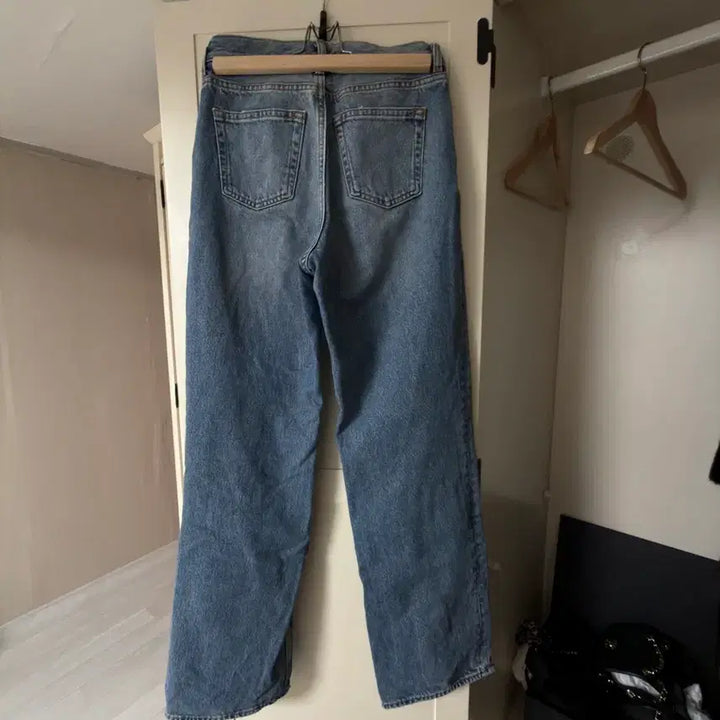 [SOLD OUT] Cos 코스 청바지
