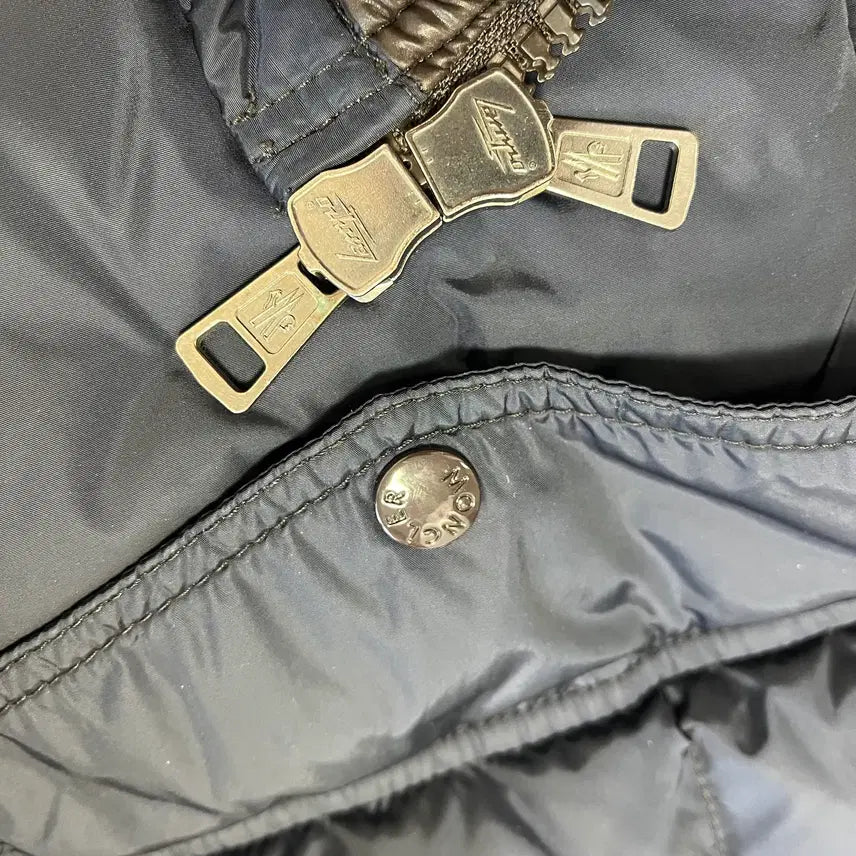 [BUNJANG] Moncler Padded Jacket 100-105 / 몽클레어 양털 패딩 100-105