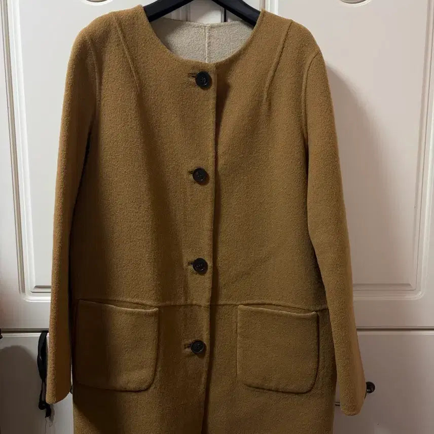 [BUNJANG] BCBG Women's Reversible Coat / BCBG 여성 코트