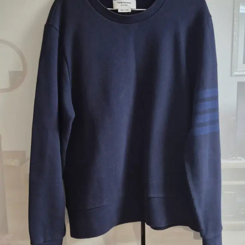 [BUNJANG] Thom Browne Navy Men's Sweatshirt (Size 3) / 톰브라운 네이비 맨투맨 티셔츠 3사이즈