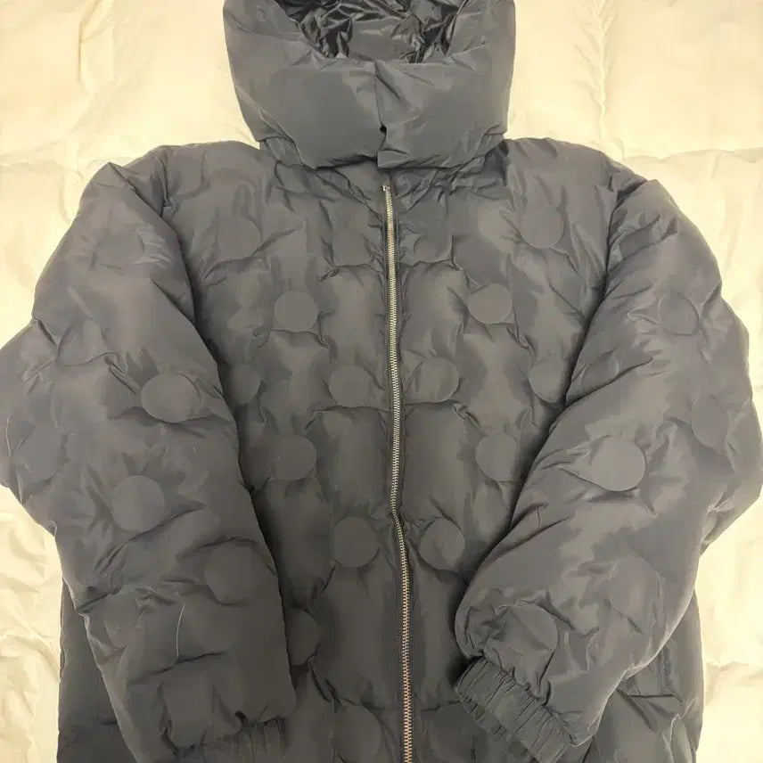 [BUNJANG] Goal Studio Embossed Padded Jacket M / 골 스튜디오 엠보싱 패딩 M