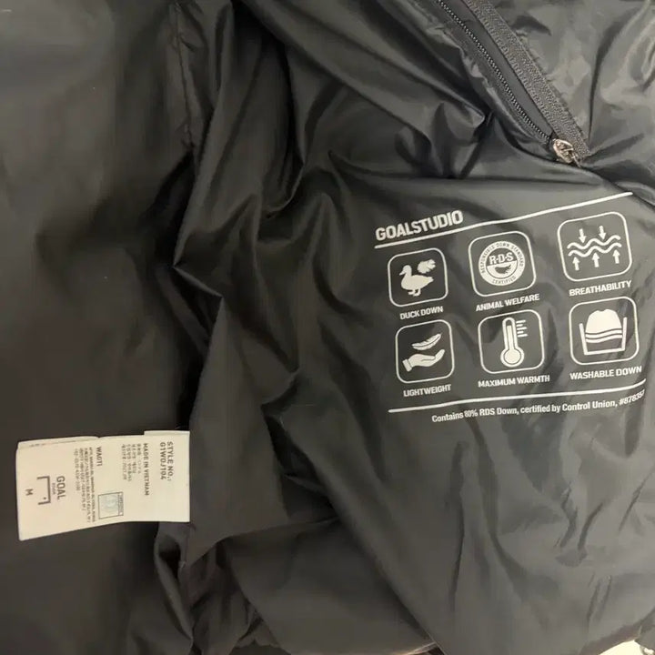 [BUNJANG] Goal Studio Embossed Padded Jacket M / 골 스튜디오 엠보싱 패딩 M