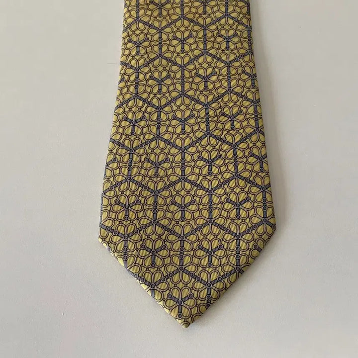 [BUNJANG] Hermes Yellow Pattern Tie / 에르메스 넥타이 옐로우 패턴