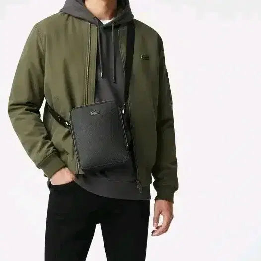 [BUNJANG] Lacoste Black Leather Mini Crossbody Bag / 새상품 라코스테 블랙 가죽 미니크로스백 산타코