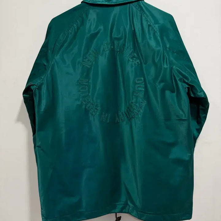 [BUNJANG] New Balance Green Coach Jacket / 뉴발란스 그린 코치 자켓