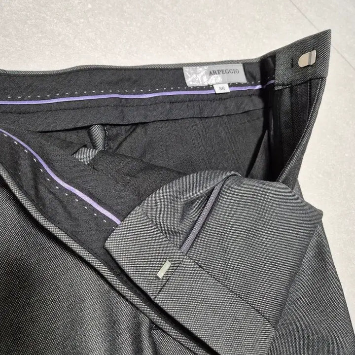 [BUNJANG] Kolon Fashion Arpeggio Spring/Autumn Slacks / 코오롱패션 아르페지오 춘추바지