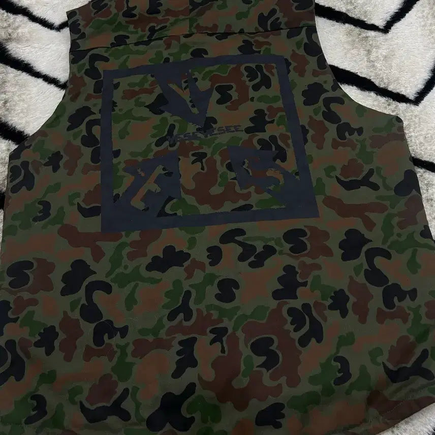 [BUNJANG] YesEyeSee Jungle Quilted Vest / [L]예스아이씨 정글 누빔 베스트