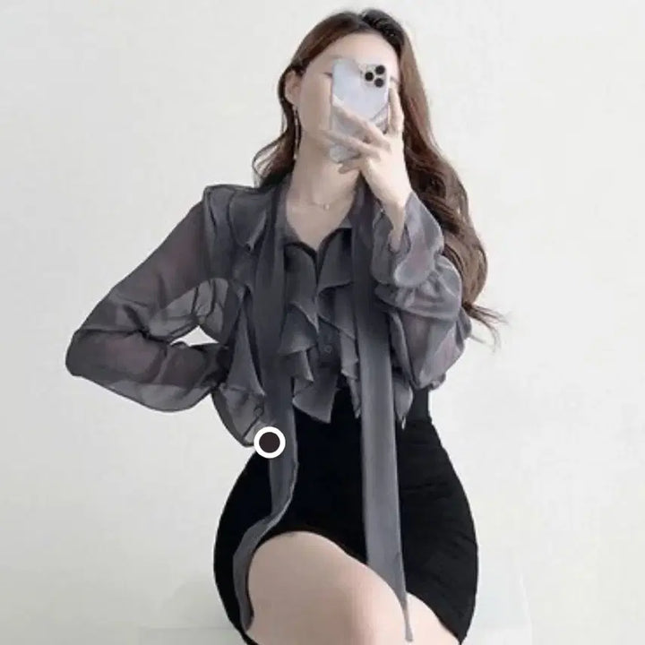 [BUNJANG] Gana Dara Frill Blouse / 가나다란 프릴 블라우스