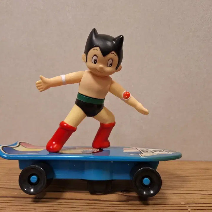 [BUNJANG] Atom Figure 1999 Skateboard / 스케이트보드타는 피규어 아톰 1999년