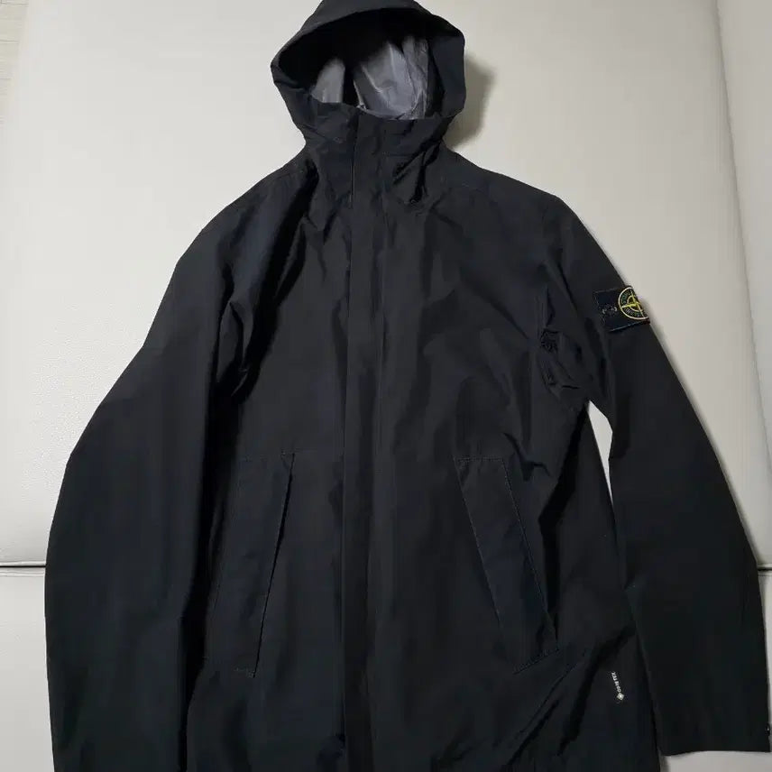 [BUNJANG] Stone Island Gore-Tex Jacket / 스톤아일랜드 고어텍스 바람막이