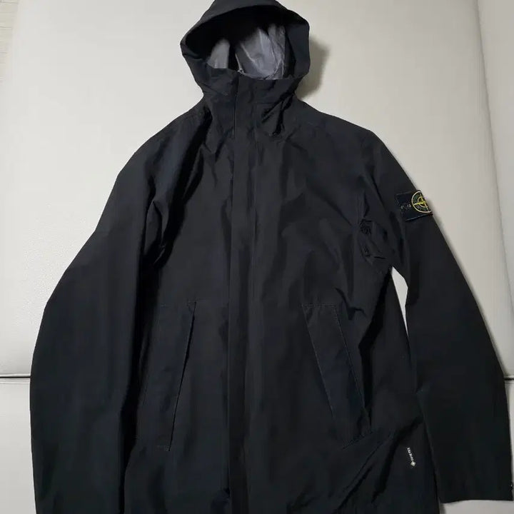 [BUNJANG] Stone Island Gore-Tex Jacket / 스톤아일랜드 고어텍스 바람막이