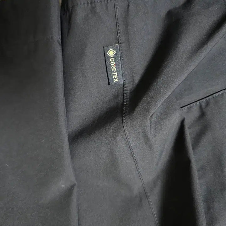 [BUNJANG] Stone Island Gore-Tex Jacket / 스톤아일랜드 고어텍스 바람막이