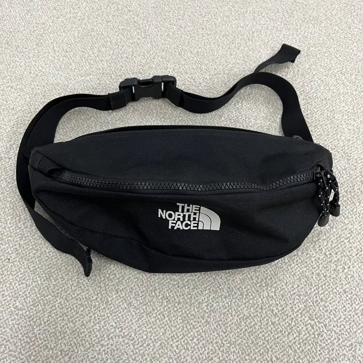 [BUNJANG] The North Face Black Hip Sack Bag / 노스페이스 블랙 힙색 가방 0127M1
