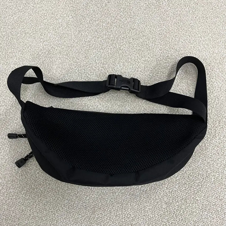 [BUNJANG] The North Face Black Hip Sack Bag / 노스페이스 블랙 힙색 가방 0127M1