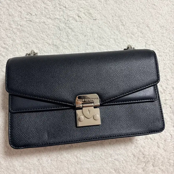 [BUNJANG] Paul's Boutique Crossbody Bag / 폴스부띠끄 크로스백