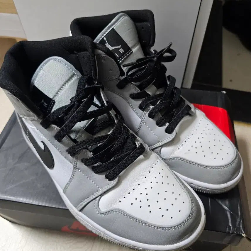 [BUNJANG] Various Sneakers Bundle Set / 조던 뉴발 이지 슈펜독일군 판매