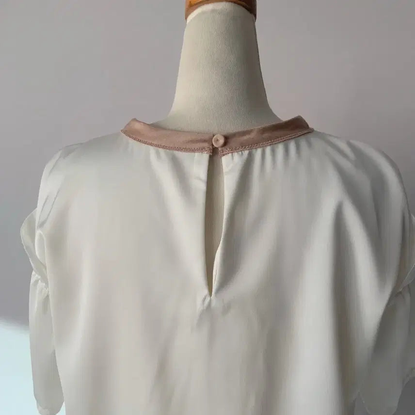 [BUNJANG] Kuho Color Block Short Sleeve T-shirt / 구호 배색 반팔 티셔츠 브라운/화이트