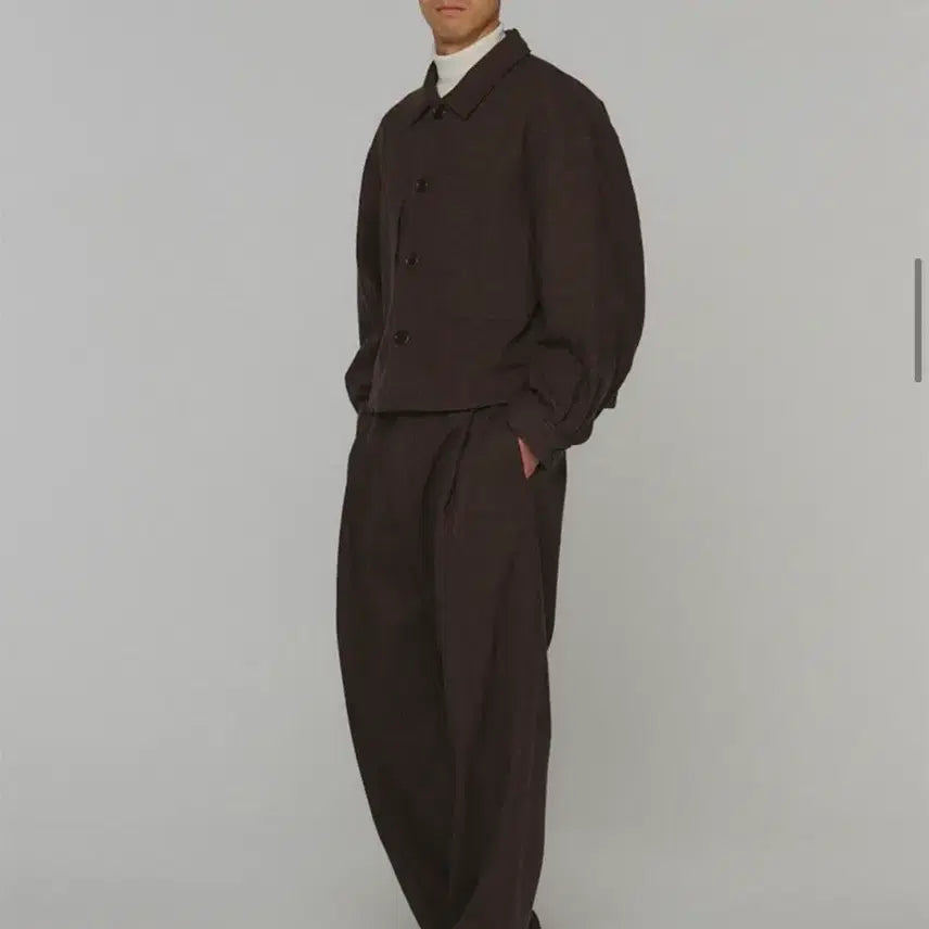 [BUNJANG] AMOMENTO Padded Crop Wool Jacket Brown / 아모멘토 패디드 크롭 울 자켓 브라운