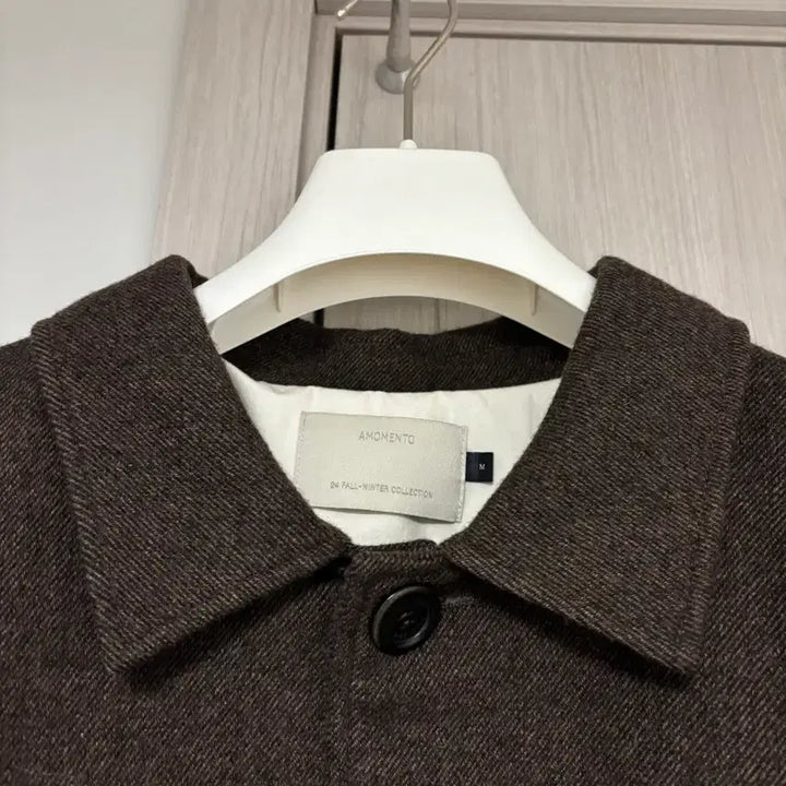 [BUNJANG] AMOMENTO Padded Crop Wool Jacket Brown / 아모멘토 패디드 크롭 울 자켓 브라운