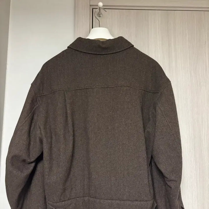 [BUNJANG] AMOMENTO Padded Crop Wool Jacket Brown / 아모멘토 패디드 크롭 울 자켓 브라운