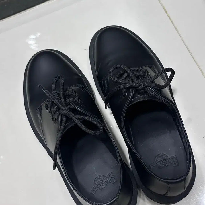 [BUNJANG] Dr. Martens 1461 Mono Shoes / 급처 닥터마틴 1461 모노 240
