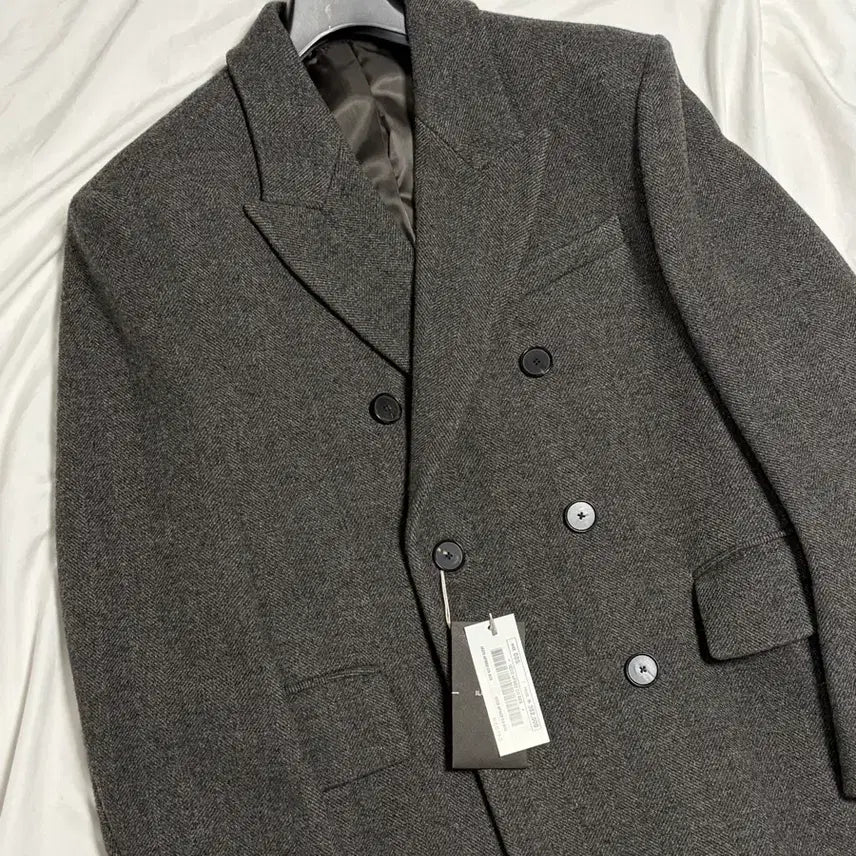 [BUNJANG] Ilkcorso Daddy Peaked Double Coat Charcoal Grey S / 일꼬르소 대디 피크드 더블 코트 / 차콜그레이 / S