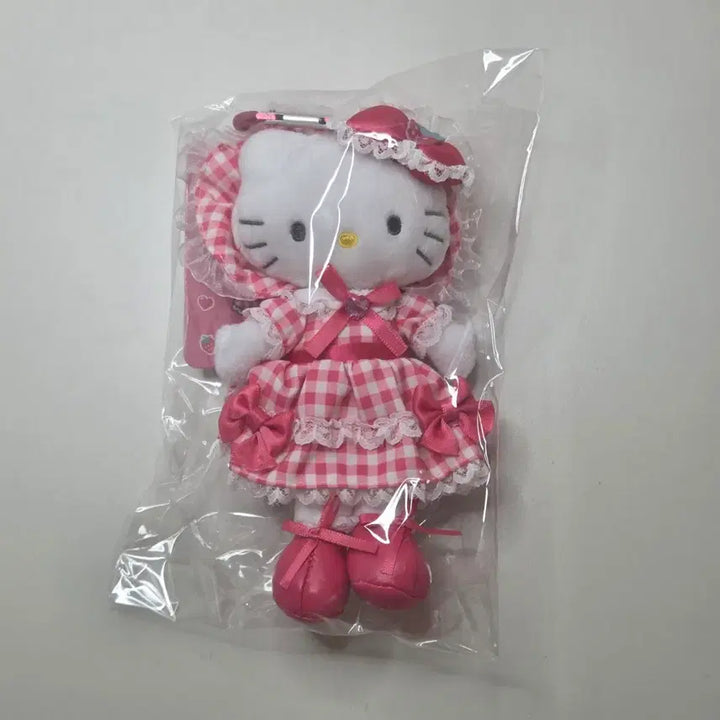 [BUNJANG] Hello Kitty Lolita Red Mascot Style Up Doll Keyring / 헬로키티 마스코트 스타일업 인형 키링 (로리타 레드)