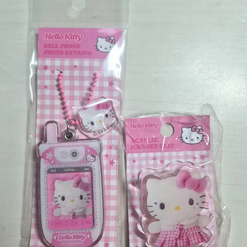 [BUNJANG] Sanrio Hello Kitty Phone Charm + Acrylic Magnet Clip Bundle Set / 산리오 헬로키티 폰 키링 + 아크릴 마그넷 클립 집게 일괄