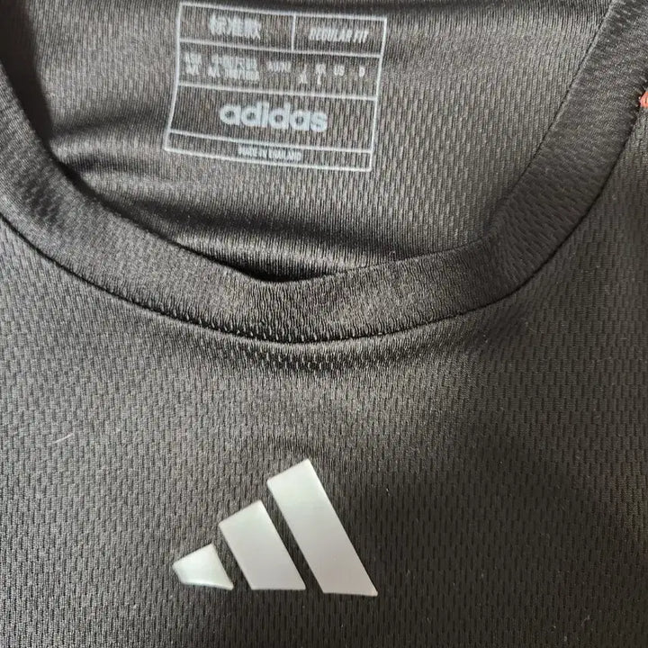 [BUNJANG] Adidas Performance Workout Base Logo Tee IB7901 / 아다다스 스포츠 기능성 반팔티 워크아웃 베이스 로고티 IB7901 사이즈