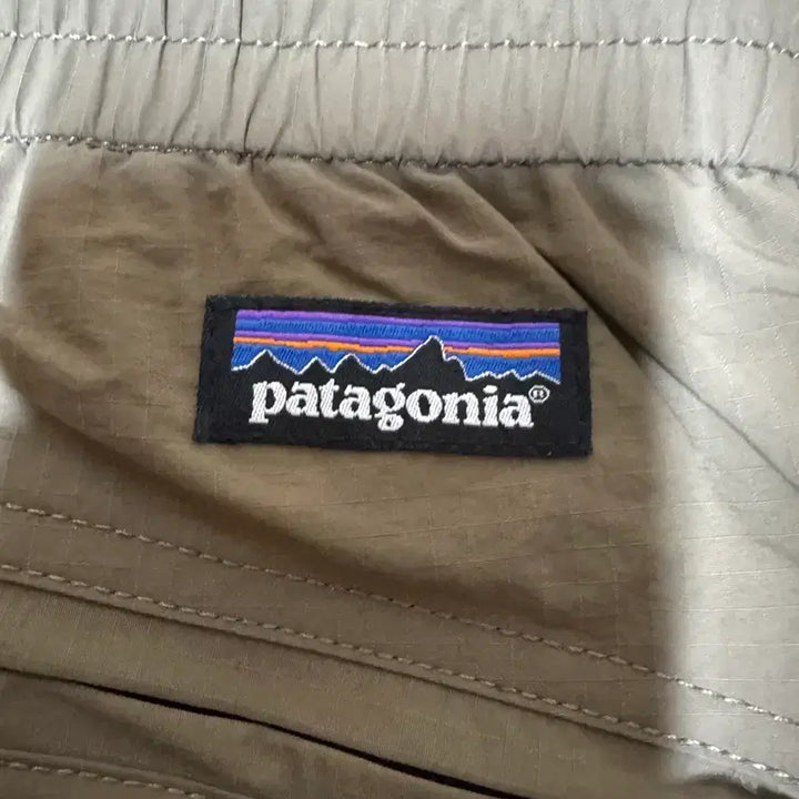 [BUNJANG] Patagonia Nylon Training Pants / 파타고니아 나일론 바지 32이하분들