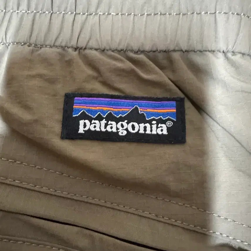 [BUNJANG] Patagonia Nylon Training Pants / 파타고니아 나일론 바지 32이하분들