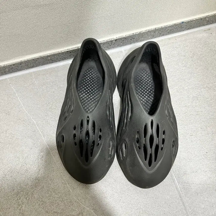 [BUNJANG] Easyfoam Runner Onyx 255 / 이지폼 러너 오닉스 255 판매!