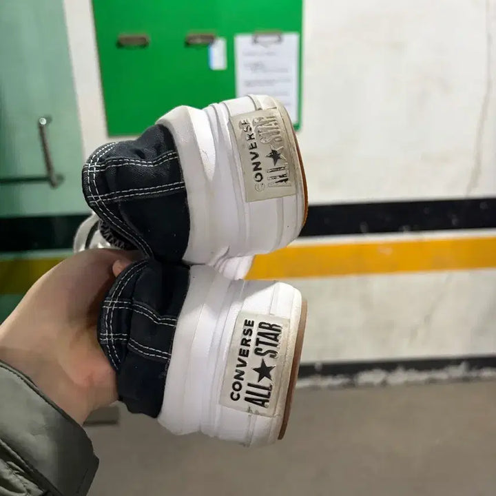 [BUNJANG] 컨버스 척테일러 블랙 로우 스니커즈 260사이즈 / 컨버스 척테일러 블랙 로우 스니커즈 260사이즈